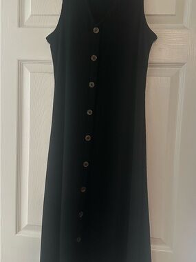 Old Navy Black Sleeveless Midi Button-Front Dress